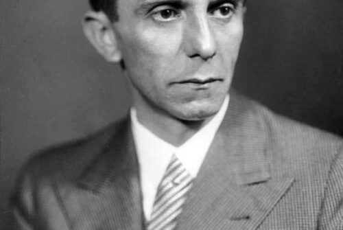 Ces crétins de bourgeois